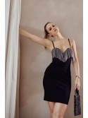 Rochie mini molata cu strasuri, neagra 95790 - Magazin online - Boutique